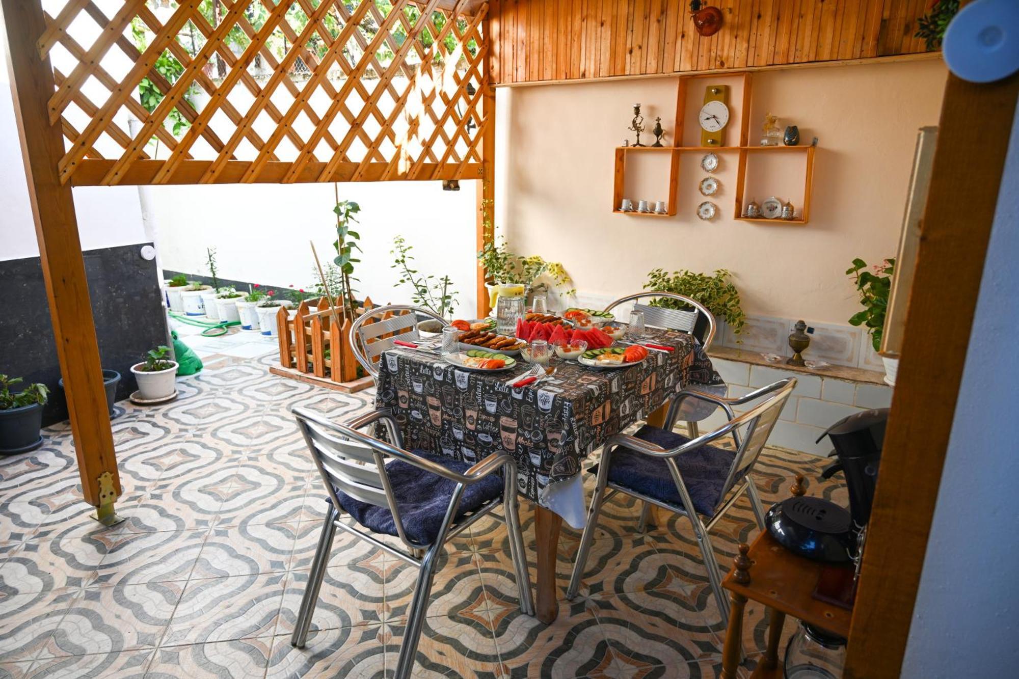Guest House Flowers Berat Dış mekan fotoğraf